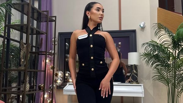 Credeai că tace și îndură? CE S-A ÎNTÂMPLAT după voturi a fost BOMBA EMISIUNII! 5 concurenți au vrut să plece acasă, dar ce urmat i-a făcut să REGRETE decizia. Nimeni nu ar fi îndrăznit! Ce a făcut concurenta din Casa Iubirii în ultimele secunde