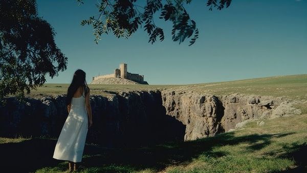 VIDEOCLIP: The Mot&aacute;ns&ndash; Răm&acirc;i cu bine