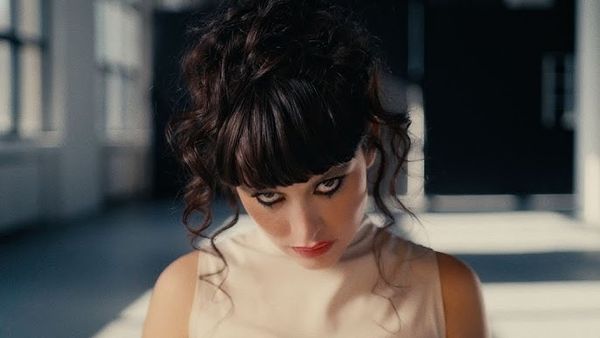 VIDEOCLIP: Irina Rimes - Mărgele