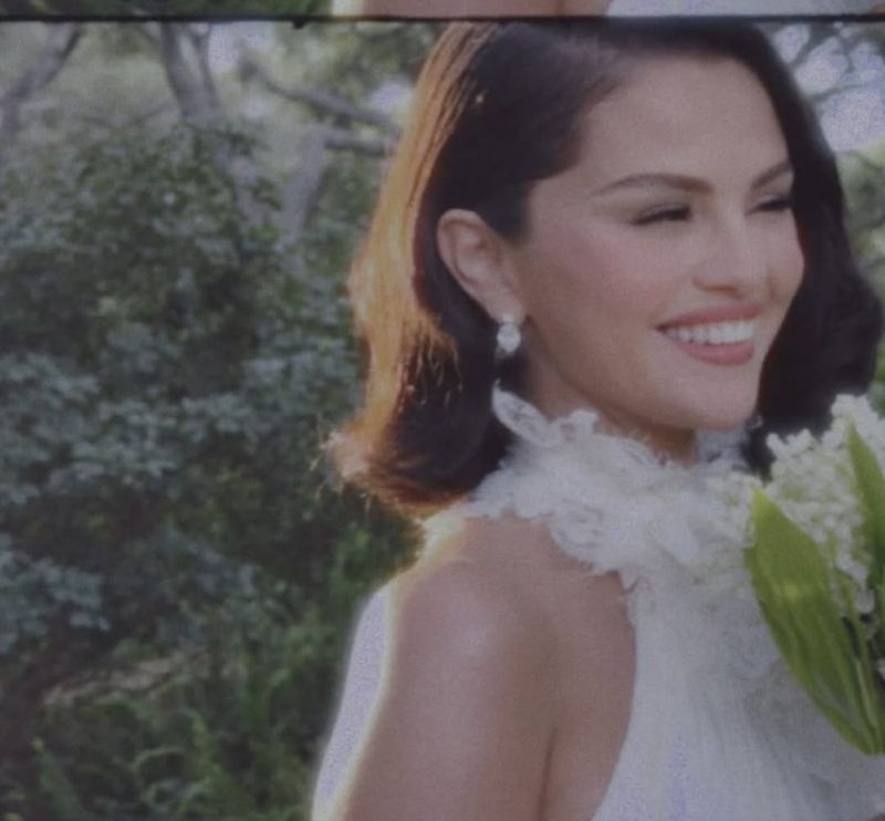 Selena Gomez s-a căsătorit cu Benny Blanco