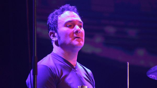 Detalii sfâșietoare despre decesul care a zguduit lumea muzicii! Zâmbetul toboșarului trupei Direcția 5 ascundea o dramă greu de imaginat: "Nu voia să fie compătimit". Cauza morții lui Marius Keșeri șochează pe toată lumea: "A suferit foarte mult"