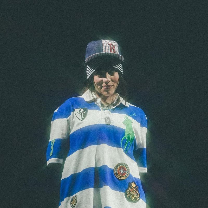 Billie Eilish, atacată de un fan în timpul unui concert 