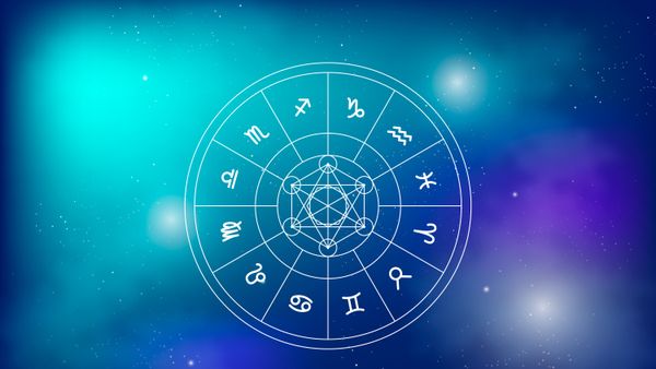 HOROSCOP 17 octombrie 2025. O zodie se află &icirc;n fața unui nou &icirc;nceput! Astrele arată că o așteaptă o perioadă agitată, dar plină de reușite