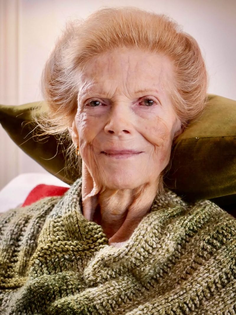 Cu ce probleme de sănătate se confrunta Samantha Eggar? 