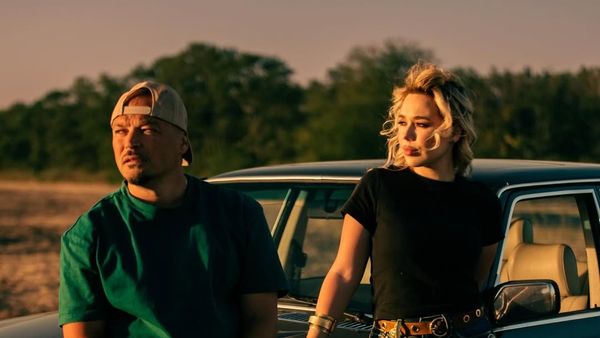 VIDEOCLIP: Klaudia x Puya - Ți-amintesc de Cineva