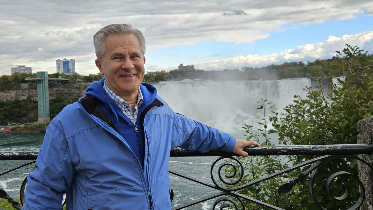 Actorul Doru Octavian Dumitru a fost supus unei proceduri de trombectomie