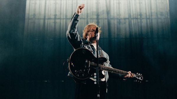 PLAY & REPLAY! Lewis Capaldi lansează piesa "Almost"