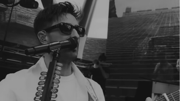 Mumford & Sons și Hozier au lansat prima lor COLABORARE. Iată cum sună piesa "Rubber Band Man".