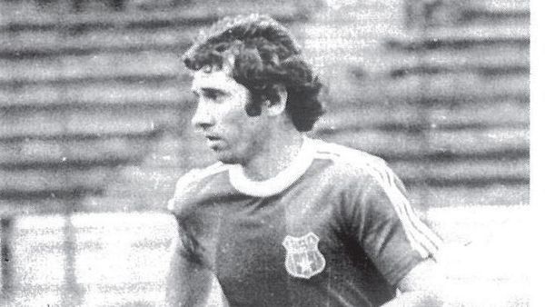 Doliu &icirc;n fotbalul rom&acirc;nesc: A &icirc;ncetat din viaţă Constantin Zamfir, fost mare atacant al Stelei