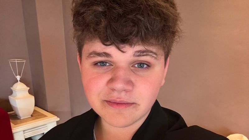 Oleg Sp&icirc;nu, declarații SF&Acirc;ȘIETOARE! C&acirc;t de mult l-a afectat moartea Andreei Cuciuc? Artistul era l&acirc;ngă colega lui c&acirc;nd aceasta și-a dat ultima suflare: &bdquo;A fost brusc și foarte dureros pentru &icirc;ntregul colegiu&rdquo;