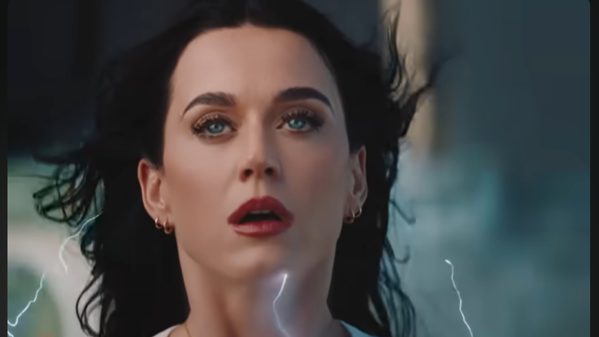 Katy Perry - bandaids