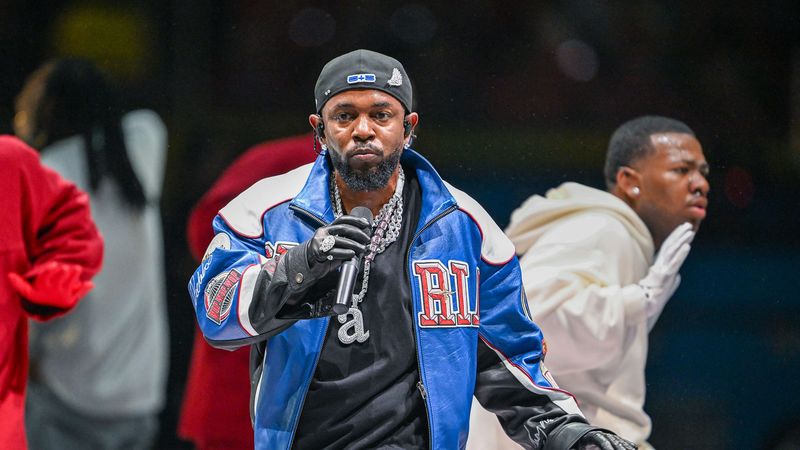 Nominalizările la Premiile Grammy 2026: Kendrick Lamar conduce lista cu nouă selecţii