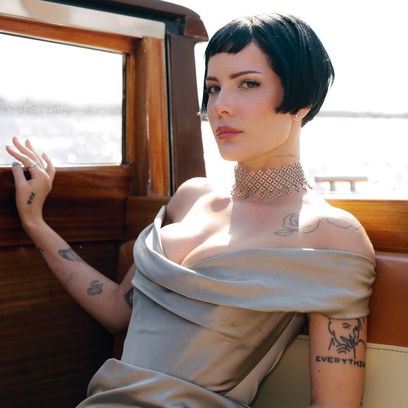 Ce s-a întâmplat la concertul lui Halsey? 