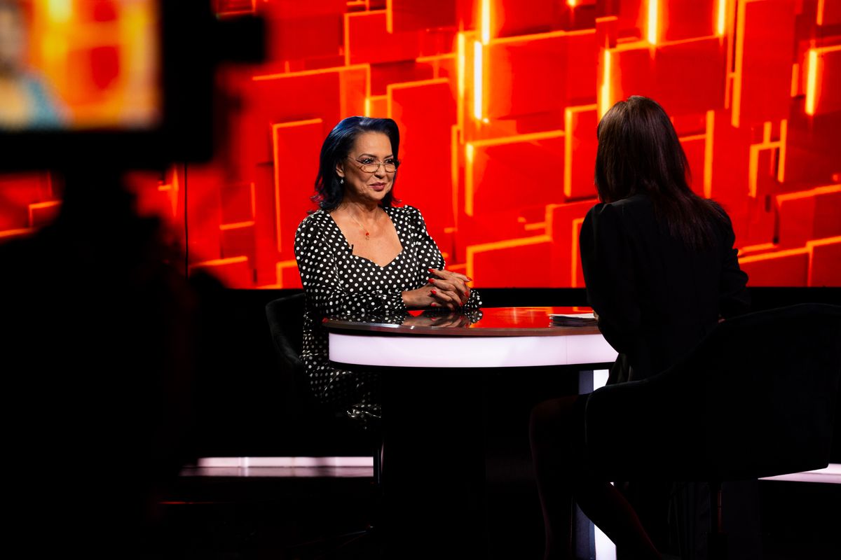 Eugenia Șerban; declaraţii suprinzătoare la “40 de întrebări cu Denise Rifai”:  “Într-o perioadă l-am încuiat chiar la cererea lui, tocmai ca să nu iasă, să se întâlnească cu cei care puteau să-l influențeze”