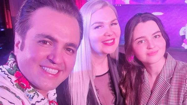 Răscoliți și epuizați de suferință, dar hotărâți să afle ADEVĂRUL, părinții Andreei Cuciuc spun că nu mai pot aștepta. CE ASCUND URMELE de pe rochia fiicei lor tulbură sufletele tuturor: "Se văd cu ochiul liber. Este și spuma care a curs din..." 