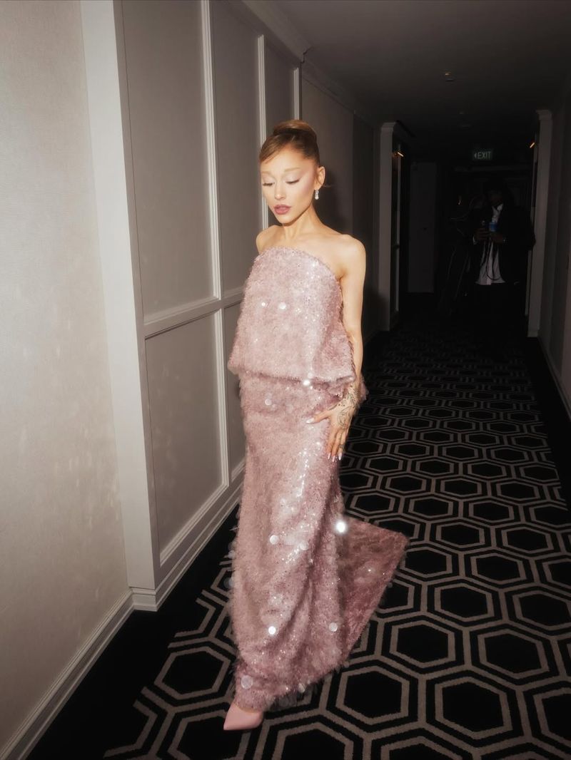 Fanul care a agresat-o pe Ariana Grande primește interzis în Singapore 