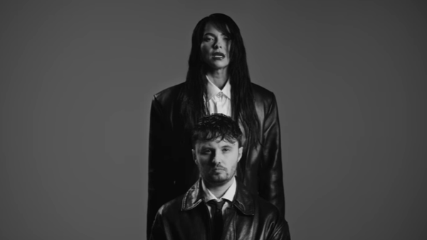 Inna și Florian Rus au lansat varianta &icirc;n spaniolă a piesei "7 Zile". IATĂ cum sună  "7 Dias". Noua versiune face deja furori