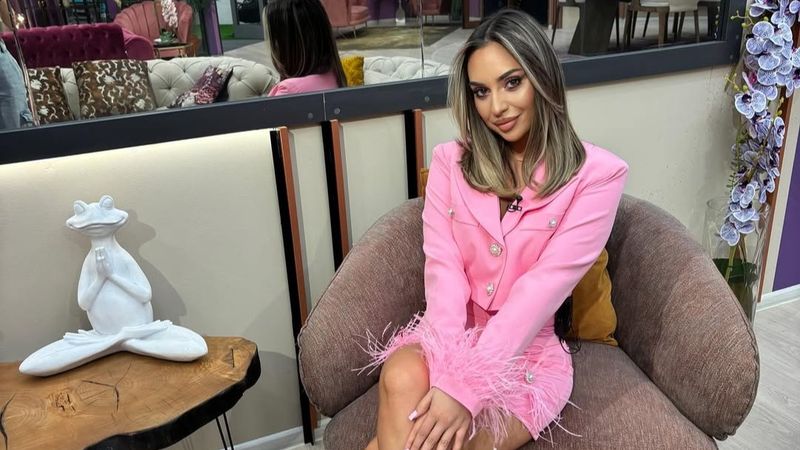 Roberta spune tot ce A ASCUNS p&acirc;nă&nbsp;acum de foștii colegi din Casa Iubirii: "Vreau să zic. Ce au fost ei acolo...".&nbsp;DEZVĂLUIRILE fostei concurente sunt surprinzătoare, iar fanii emisiunii NU pot crede ce a spus. Ce a făcut-o să recunoască