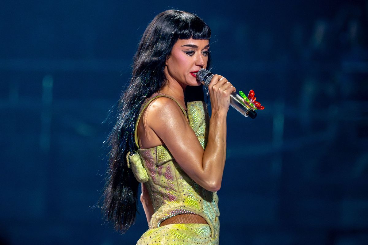 Katy Perry judecata 5 milioane