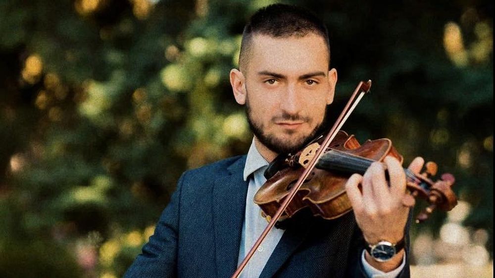 CE A FĂCUT acum Cristi Botgros după toate atacurile online va fi discutat luni de zile. A luat o DECIZIE pe care nimeni nu o vedea venind. Cum va afecta acest gest viitorul lui și al familiei