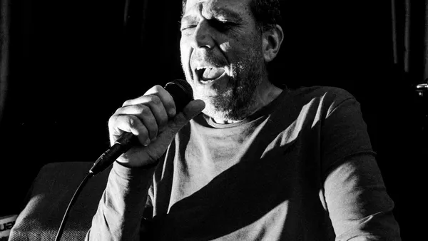 A murit Artan, fondatorul trupei Timpuri Noi și solist al formatiei Partizan