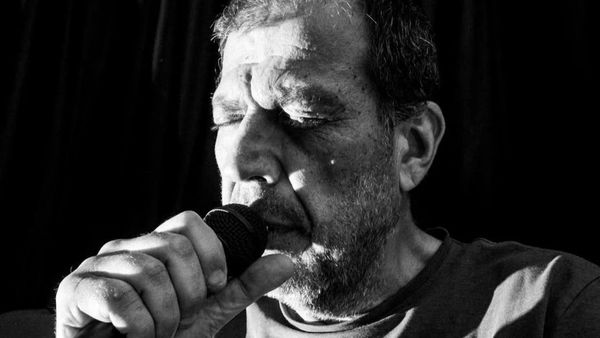 De ce a murit, de fapt, Adrian Pleșca și CE S-A &Icirc;NT&Acirc;MPLAT &icirc;n ultimele minute din viața artistului? DETALIILE sunt sf&acirc;șietoare. Totul s-a petrecut rapid, &icirc;ntr-un mod care a surprins pe toți cei aflați &icirc;n preajma lui Artan