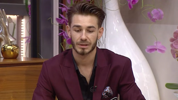 CU CE SE OCUPĂ noul concurent din Casa Iubirii: "Eu nu pot să mă dau la o femeie pentru că în 2 minute mi se strică toată imaginea". Băieții au fost nevoiți să-l întrebe pe Cristian de două ori ca să realizeze adevărul. NU le-a venit să creadă