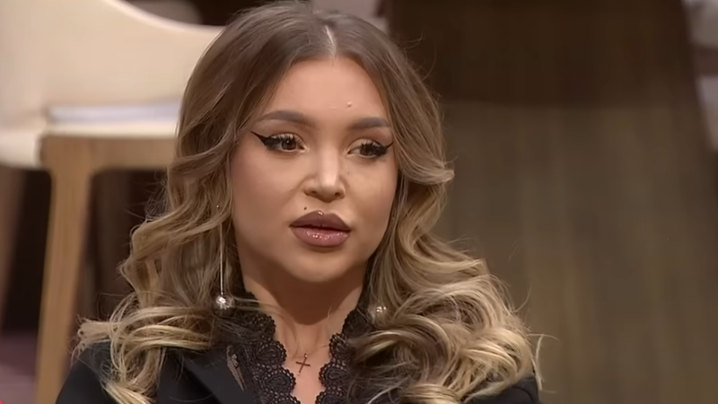 Veronica face un AVERTISMENT DUR colegilor săi: "Nu vă folosiți de faptul că eu tac, aș putea să vin aici și să aduc...". DOVEZILE concurentei din Casa Iubirii ar putea zdruncina parcursul lor &icirc;n emisiune? Cum se apără concurenții