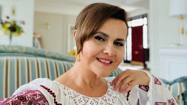 De Sf. Nicolae, Niculina Stoican a primit un CADOU atât de frumos și de prețios, încât i-au dat lacrimile de bucurie. Interpreta de muzică populară a împărtășit emoția cu fanii