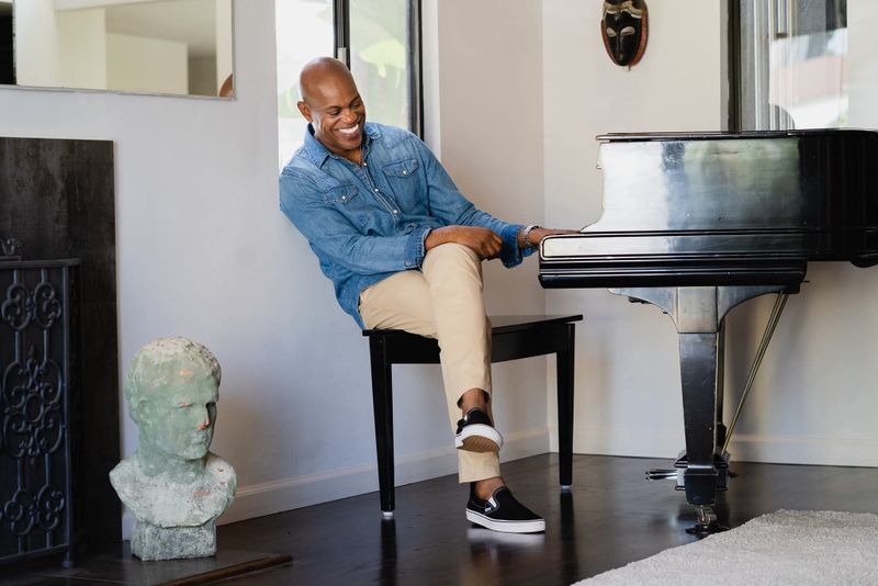 Jubilant Sykes a fost găsit înjunghiat mortal în casa sa.