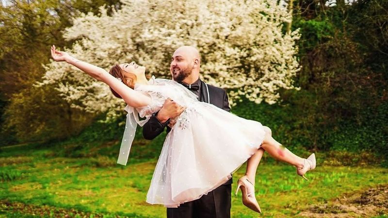 La 6 luni de la moartea Teodorei Marcu, soțul ei &icirc;ncă trăiește un adevărat coșmar! Acesta nu &icirc;și poate reveni după șocul suferit: &bdquo;Mă &icirc;ntorc &icirc;n trecut și...&rdquo; Durerea din sufletul lui este de neconsolat