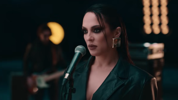 Internetul e deja în DELIR și ascultătorii nu se opresc din share-uri și reacții. ASCULTĂ piesa lansată de Tania Turtureanu și vezi de ce toată lumea vorbește despre "Cine Are" 