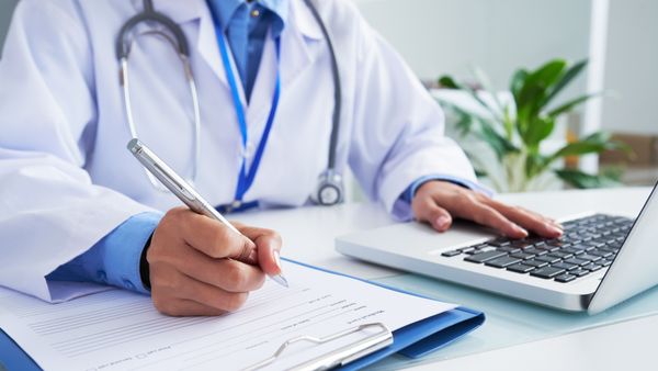 Al doilea caz de LEPRĂ, confirmat oficial! Cine sunt cele două tinere care au fost diagnosticate cu boala cumplită? Autoritățile anunță că au luat măsuri ferme pentru limitarea oricărui risc