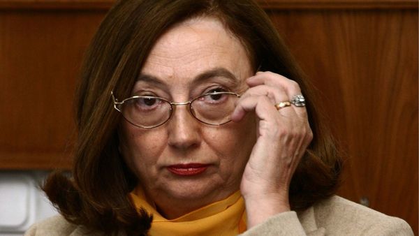 Cadavrul Rodicăi Stănoiu, exhumat astăzi: "Au fost administrate mai multe probe din care a rezultat...". Ce suspiciuni au apărute în spațiul public referitoare la moartea fostului ministru al Justiţiei 