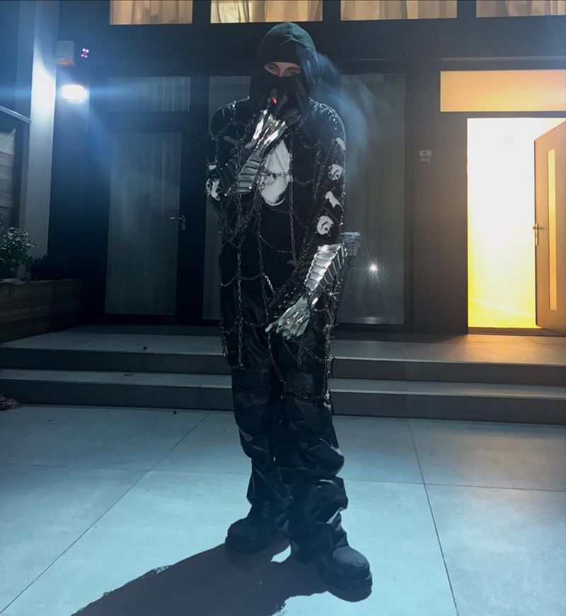 Ce legătură există între actorul Timothée Chalamet și rapperul EsDeeKid?