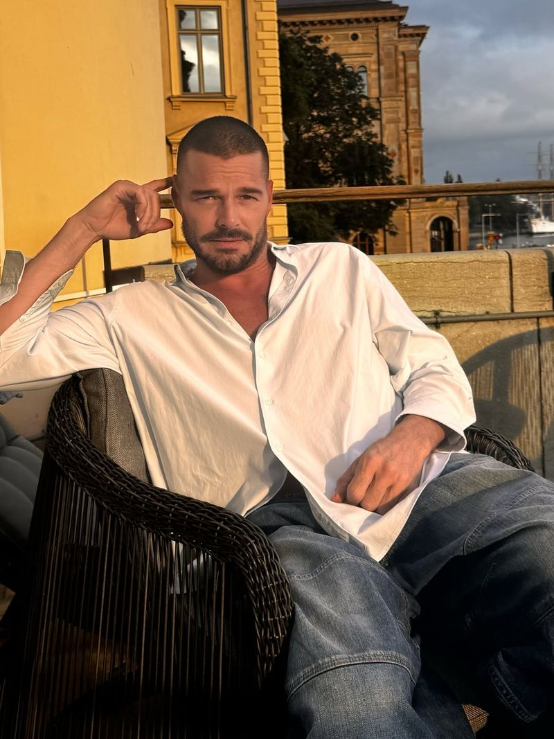 Ricky Martin sfidează trecerea timpului și arată demențial