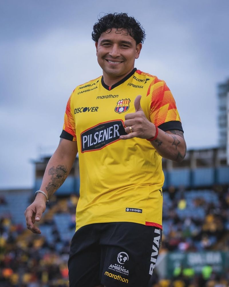 Mario Pineida a fost împușcat mortal în fața unui magazin