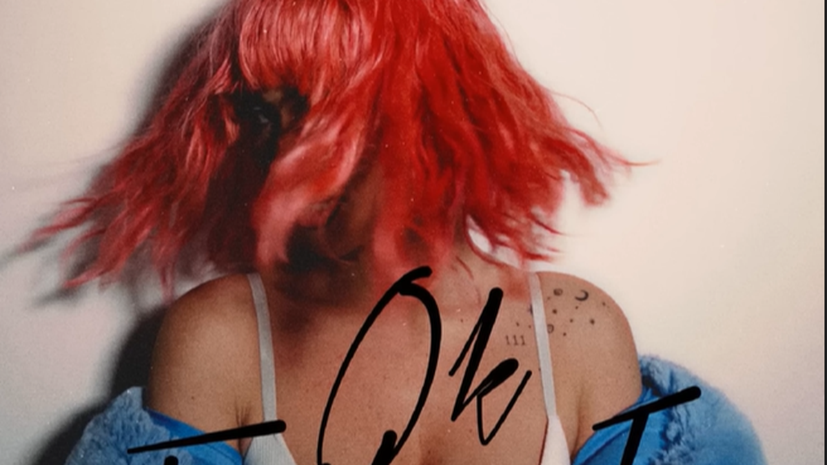 Erika Isac a lansat piesa Ok