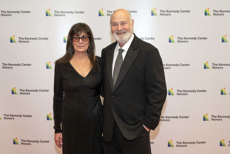 Rob Reiner și soția lui, Michele, au fost găsiți morți în casa lor din Los Angeles