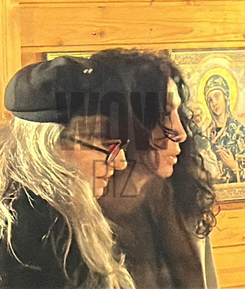 Primele imagini de la priveghiul mamei Mihaelei Rădulescu, Marilena Țiganu