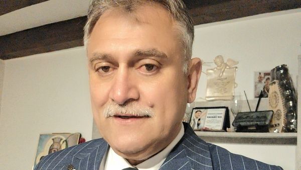 CINE ESTE PERSOANA care face dezvăluiri sf&acirc;șietoare despre Ion Drăgan? Au vorbit cu puțin timp &icirc;nainte ca artistul să moară... iar acum rupe tăcerea:&nbsp;"Mi-a mărturisit că...". Ca să nu existe loc de interpretări, momentul CONVERSAȚIEI a fost făcut public