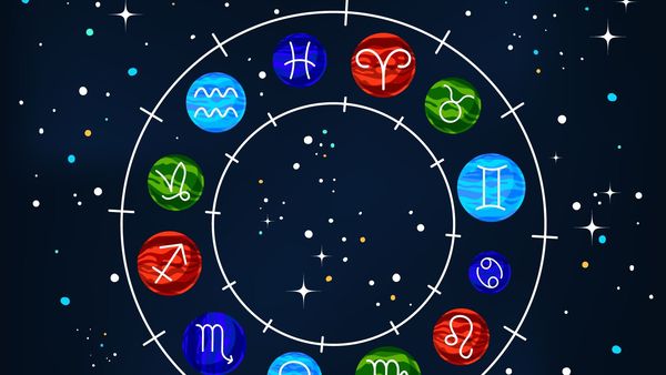 HOROSCOP 5 ianuarie 2026. Zi apăsătoare pentru o zodie! Aceasta va face față cu greu tuturor schimbărilor din viața ei, &icirc;n timp ce necazurile o vor lovi c&acirc;nd se așteaptă mai puțin