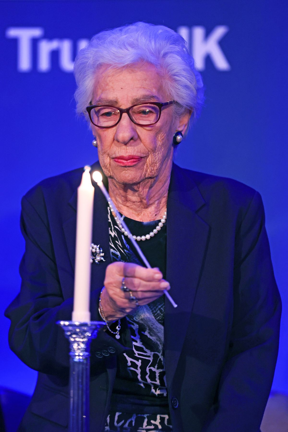 Eva Schloss a murit