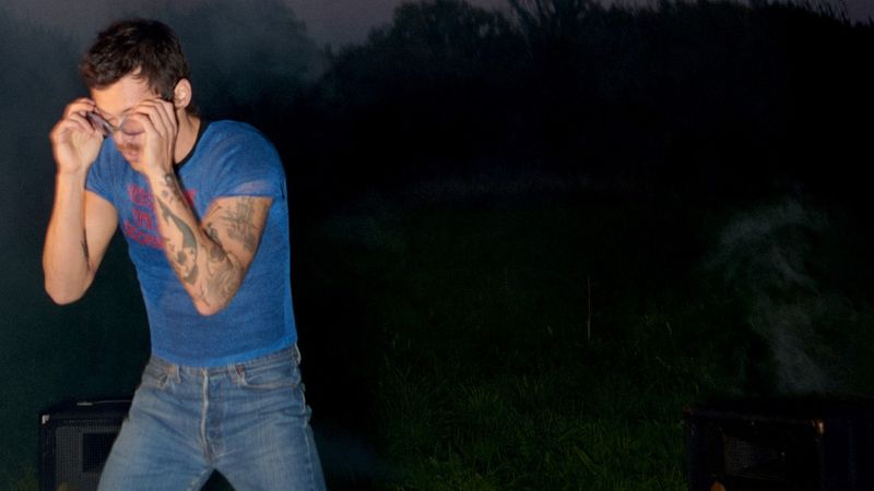 Albumul "Kiss All The Time. Disco, Occasionally." al artistului Harry Styles se apropie! C&Acirc;ND va avea loc premiera și ce surprize &icirc;i așteaptă pe fani