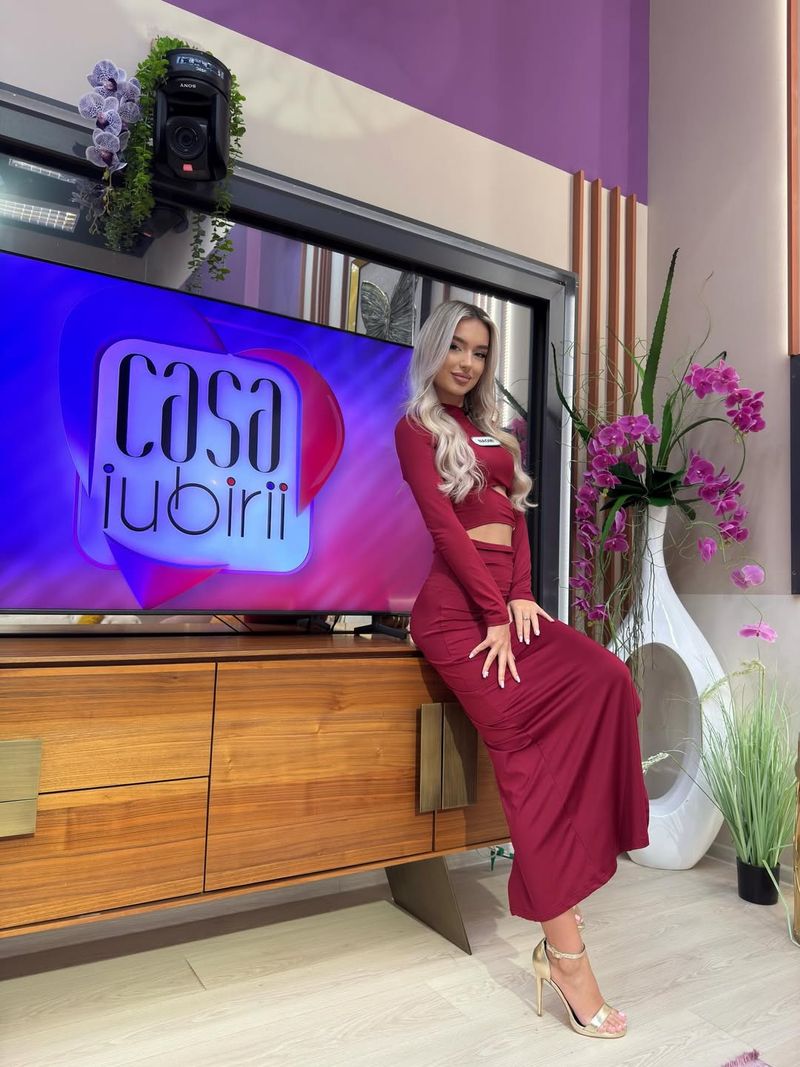 Ce se întâmplă, de fapt, între Kira și Naomi? 