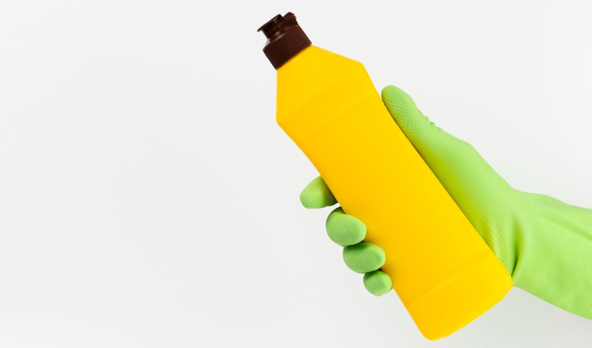 (P) Cum să &icirc;ți păstrezi casa curată fără produse complicate