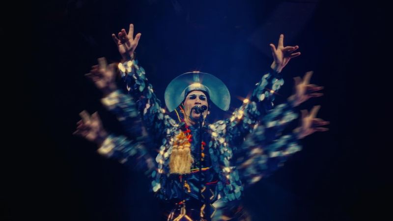 Trupa australiană Empire of the Sun revine &icirc;n Rom&acirc;nia! C&acirc;nd și unde va avea loc show-ul de la București?