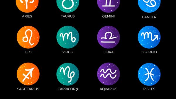 HOROSCOP 2 februarie 2026. O zodie se confruntă cu cea mai dificilă zi a lunii, fiind nevoită să suporte consecințele unor greșeli mai vechi. Astrele arată că va trece prin clipe de coșmar și cu greu va ieși din impas