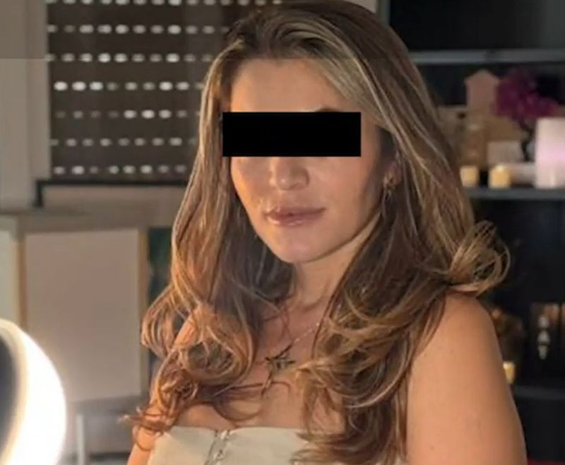 Femeia din Sibiu care și-ar fi ucis mama cu ajutorul unei asistente medicale, apoi ar fi vândut bunurile acesteia și s-ar fi mutat în Dubai