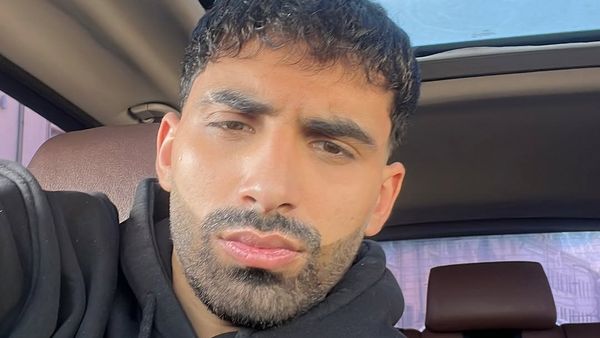 VIDEO Ahmed a lipsit din ONLINE c&acirc;teva zile... iar c&acirc;nd a reapărut, internauții au rămas fără reacție. APARIȚIA LUI A FOST SURPRINZĂTOARE, dar adevărata lovitură a fost c&acirc;nd au auzit: "Nu &icirc;mi vine să cred că..."